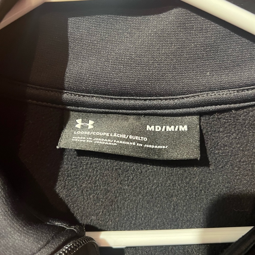 Men’s Under Armor quarter zip - Picture 3 of 3